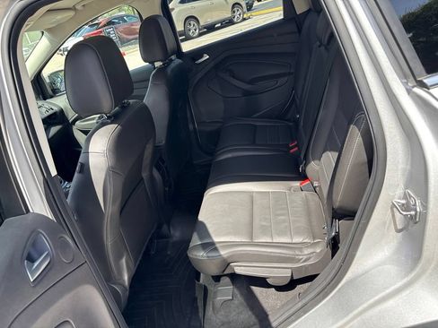 Used 2015 Ford Escape Titanium FWD image 20