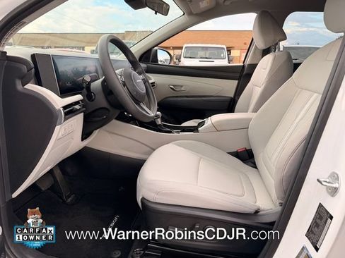 Used 2025 Hyundai Tucson SEL FWD image 5