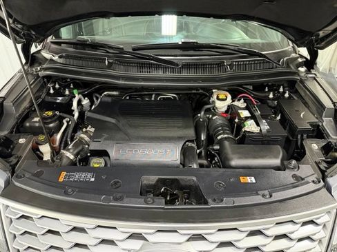 Used 2019 Ford Explorer Platinum AWD/4WD image 28