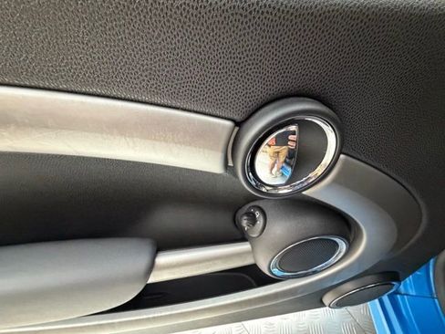 Used 2009 MINI Cooper S FWD image 25