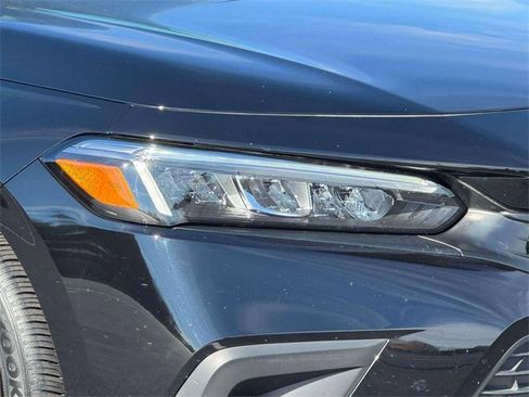 Used 2023 Honda Civic LX image 8