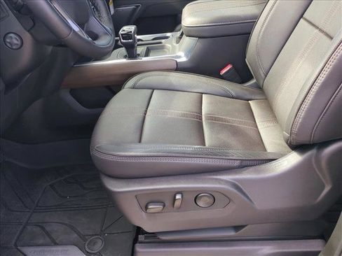 New 2025 Chevrolet Silverado 1500 High Country AWD/4WD image 4