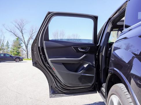 Used 2021 Audi Q7 3.0T Premium Plus w/ Premium Plus Package image 30