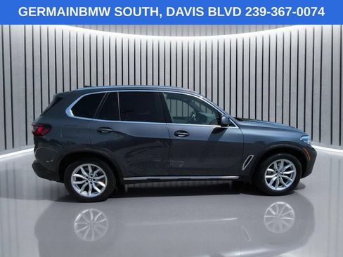 Used 2022 BMW X5 sDrive40i w/ Luxury Seating Package RWD image 4