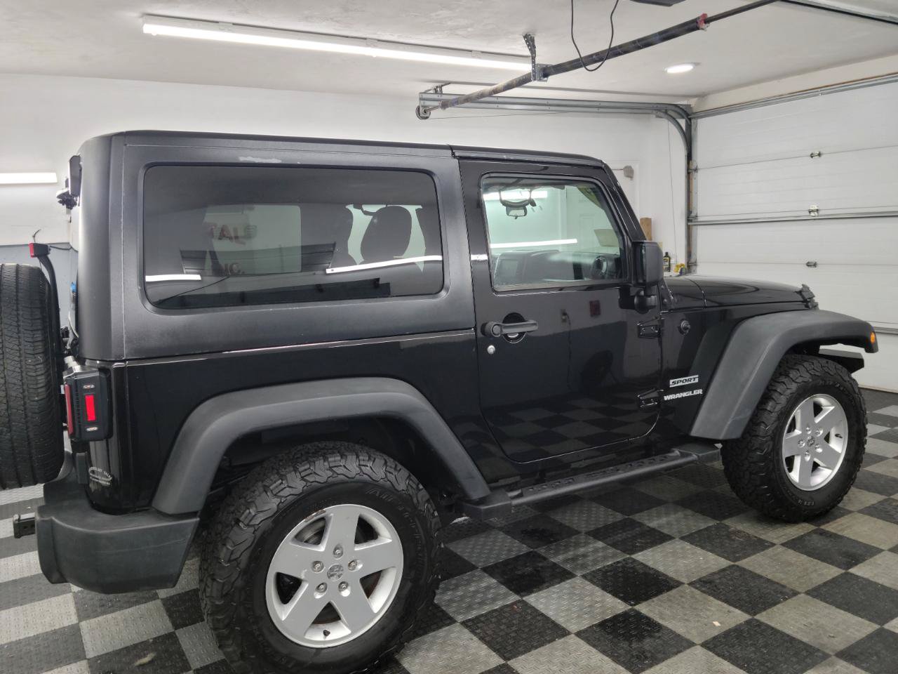 Used 2012 Jeep Wrangler Sport AWD/4WD image 5