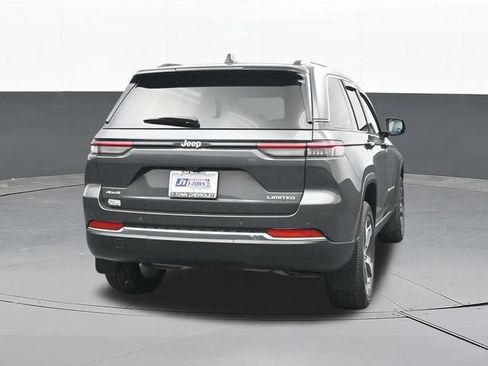 Used 2024 Jeep Grand Cherokee Limited AWD/4WD image 13