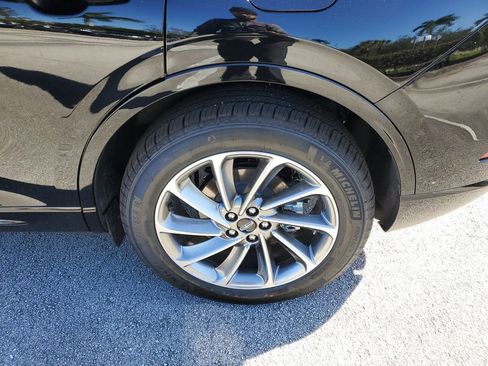 New 2026 Lincoln Corsair Grand Touring AWD/4WD image 8