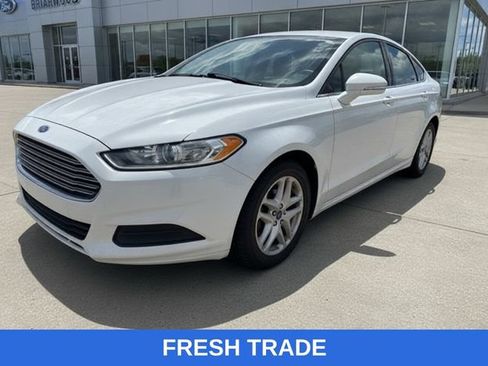 Used 2014 Ford Fusion SE FWD image 1