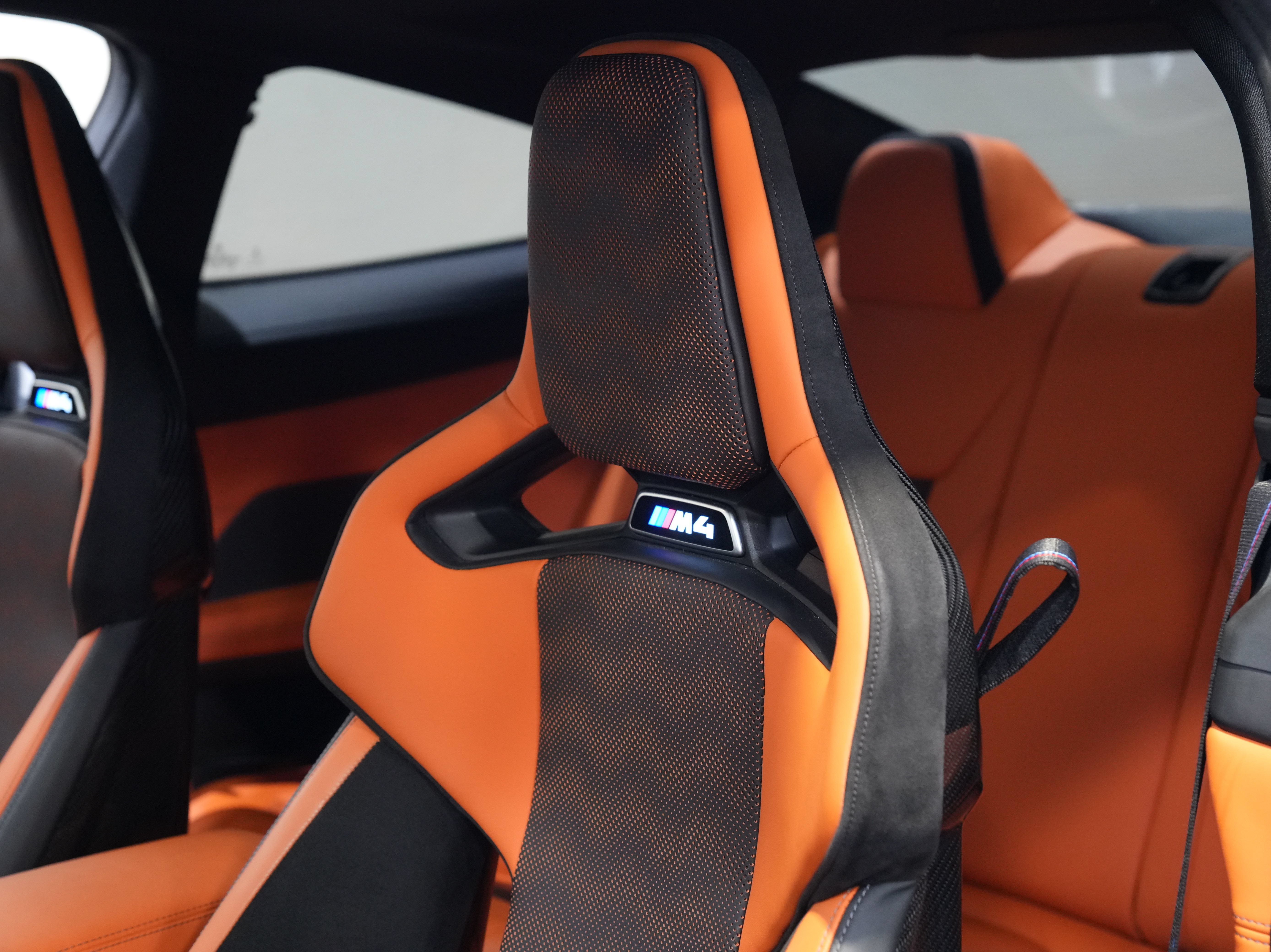 Used 2022 BMW M4 Competition w/ M Carbon Exterior Package RWD image 26