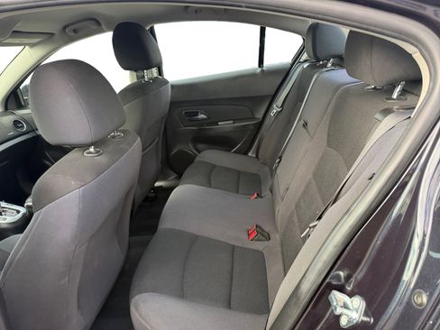 Used 2016 Chevrolet Cruze LT image 16