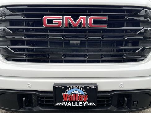 New 2026 GMC Sierra 1500 Elevation w/ Elevation Premium Package image 32