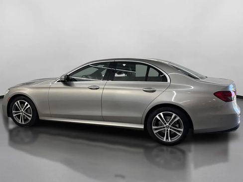 Used 2021 Mercedes-Benz E 350 4MATIC Sedan image 5