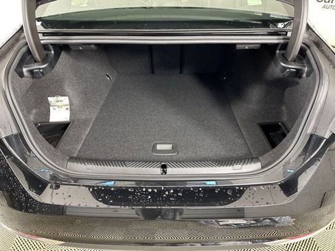 Used 2024 BMW i5 eDrive40i w/ Premium Package image 21