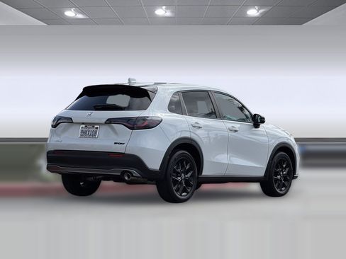 Used 2024 Honda HR-V Sport image 8