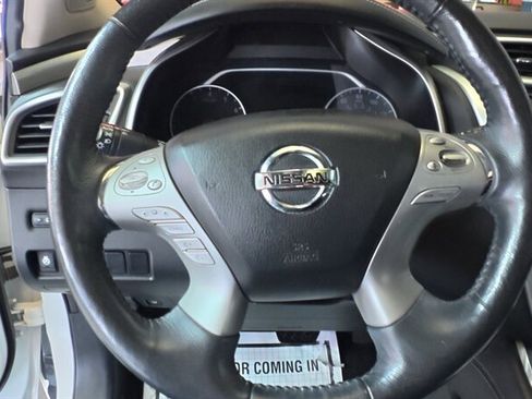 Used 2018 Nissan Murano Platinum image 14