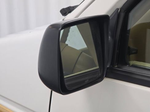 Used 1990 Dodge Grand Caravan LE image 29