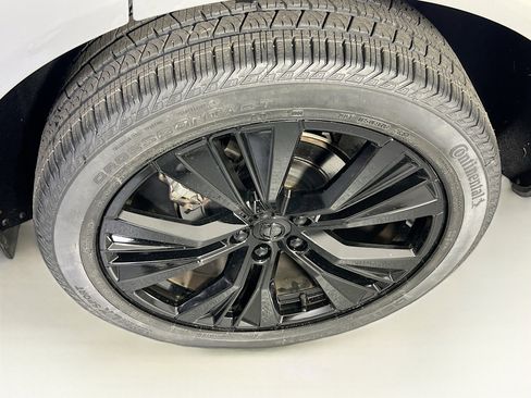 Used 2023 Volvo XC60 B5 Plus w/ Climate Package image 29