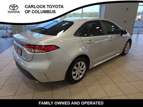 Used 2026 Toyota Corolla LE FWD image 8