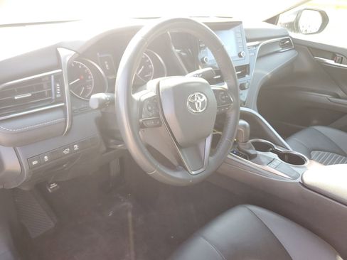 Used 2024 Toyota Camry SE image 18