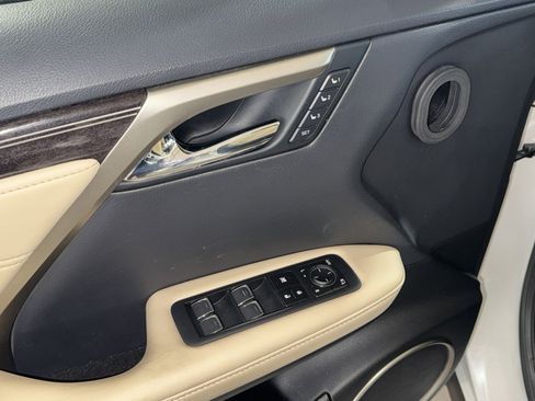 Used 2021 Lexus RX 450h AWD w/ Luxury Package image 19