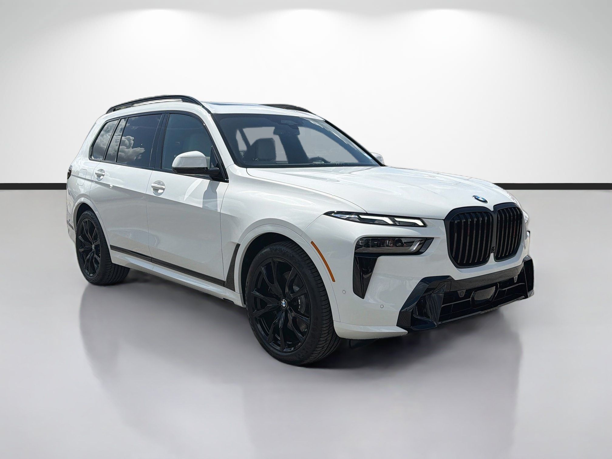New 2027 BMW X7 xDrive40i w/ M Sport Package AWD/4WD image 1