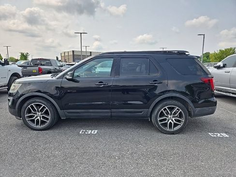 Used 2016 Ford Explorer Sport AWD/4WD image 4