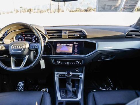 Used 2022 Audi Q3 2.0T Premium image 14