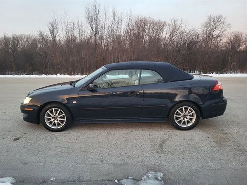 Used 2004 Saab 9-3 Arc FWD image 3