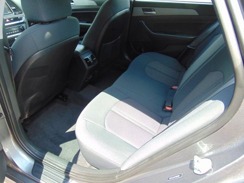 Used 2019 Hyundai Sonata SEL FWD image 3