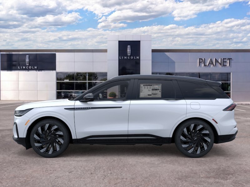 New 2026 Lincoln Nautilus Reserve AWD/4WD image 3