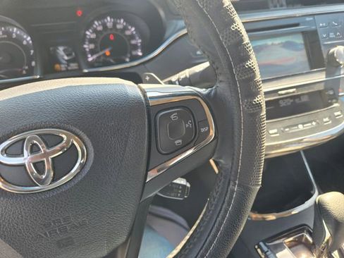 Used 2015 Toyota Avalon XLE FWD image 14