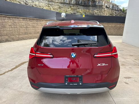 Certified 2025 BMW X3 xDrive30i image 4