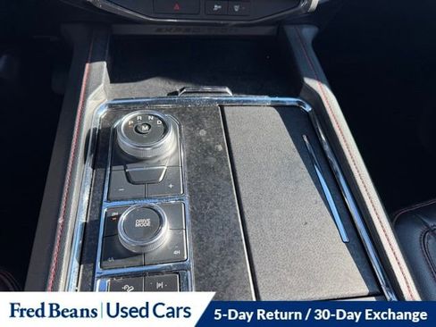 Certified 2022 Ford Expedition Limited image 29