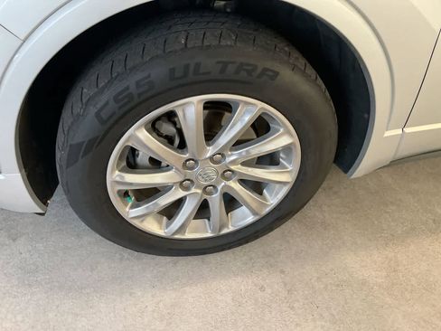 Used 2019 Buick Envision Essence image 10