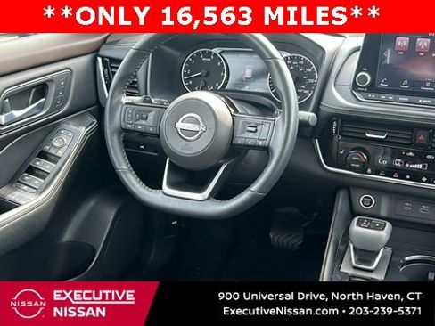 Certified 2022 Nissan Rogue SL image 26