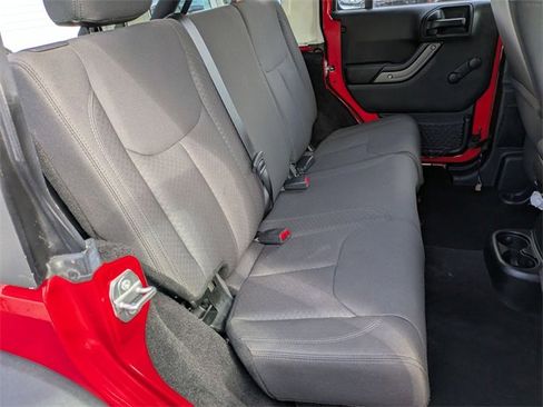 Certified 2017 Jeep Wrangler Unlimited Sport image 22