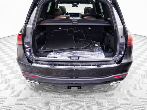 New 2026 Mercedes-Benz GLS 580 4MATIC image 32