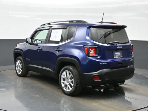 Used 2019 Jeep Renegade Latitude w/ Cold Weather Group image 4