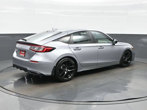 Used 2025 Honda Civic Sport image 6