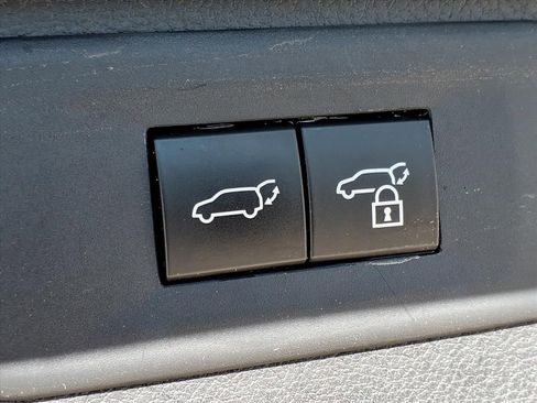 Used 2024 Toyota Grand Highlander AWD Hybrid image 23