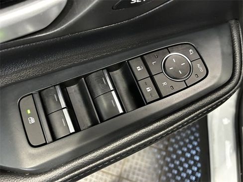 Used 2024 Toyota Grand Highlander Limited image 13