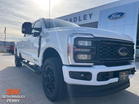 New 2026 Ford F350 Lariat w/ Black Appearance Package image 13