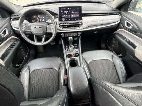 Used 2024 Jeep Compass Latitude AWD/4WD image 21