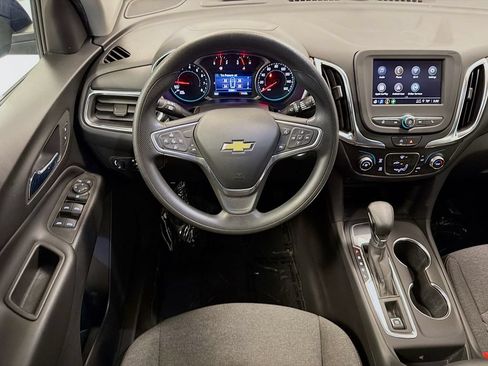 Used 2022 Chevrolet Equinox LT FWD image 22