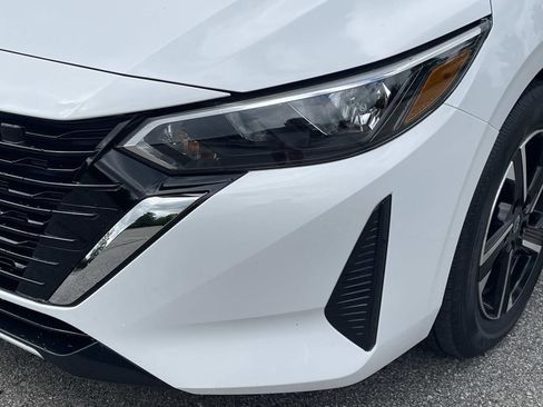 Certified 2025 Nissan Sentra SV w/ All-Weather Package FWD image 9