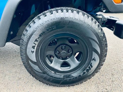 Used 2003 Jeep Wrangler X image 9