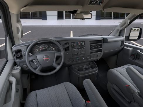 New 2026 GMC Savana 3500 LT RWD image 18