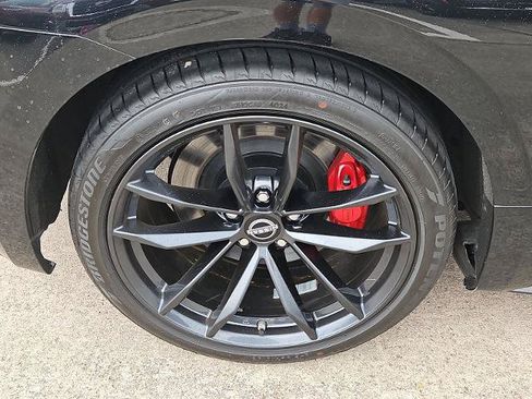 Certified 2025 Nissan Z Performance w/ Floor Mat Package RWD image 11