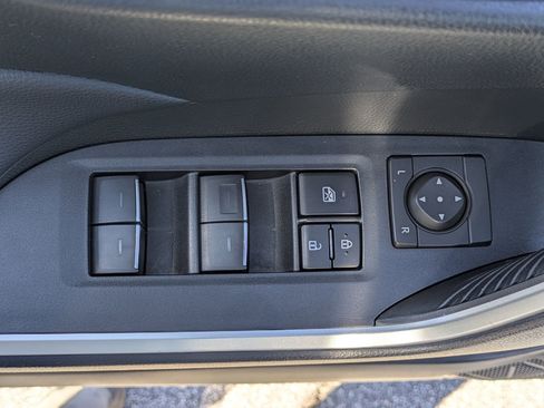 Used 2024 Toyota RAV4 XLE w/ Convenience Package image 21