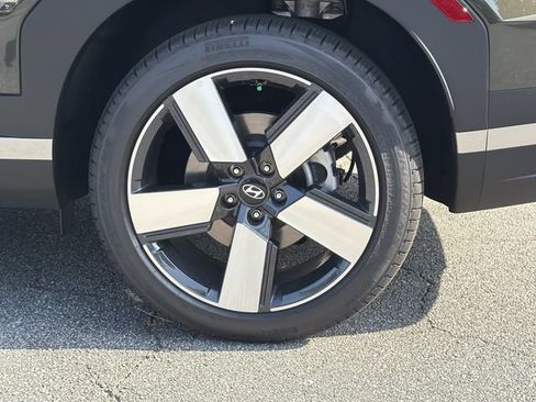 New 2026 Hyundai Santa Fe Limited FWD image 19